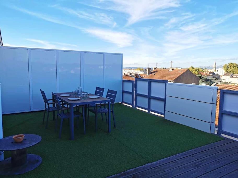 Le Petit Roof Top*Clim*Wifi Miramas Exterior foto